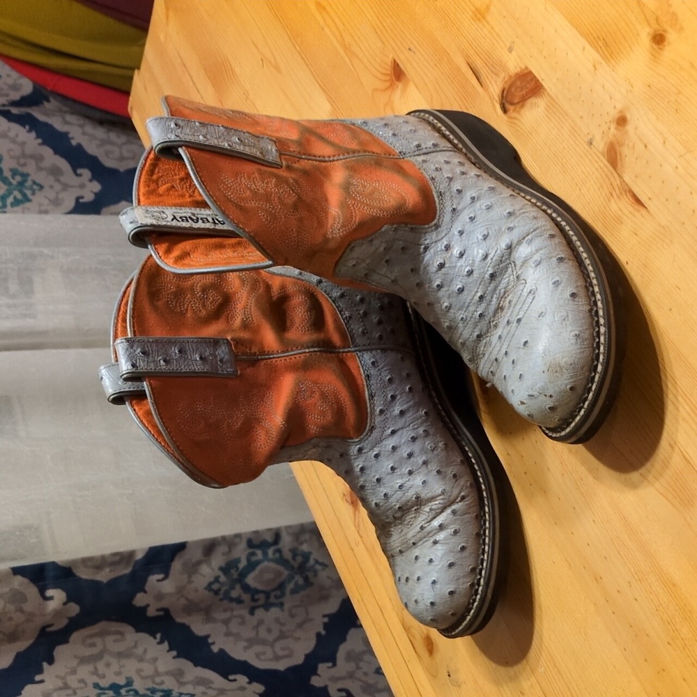ARIAT's Vintage Grey Ostrich Print  & vibrant orange leather upper Fat Boy Boots